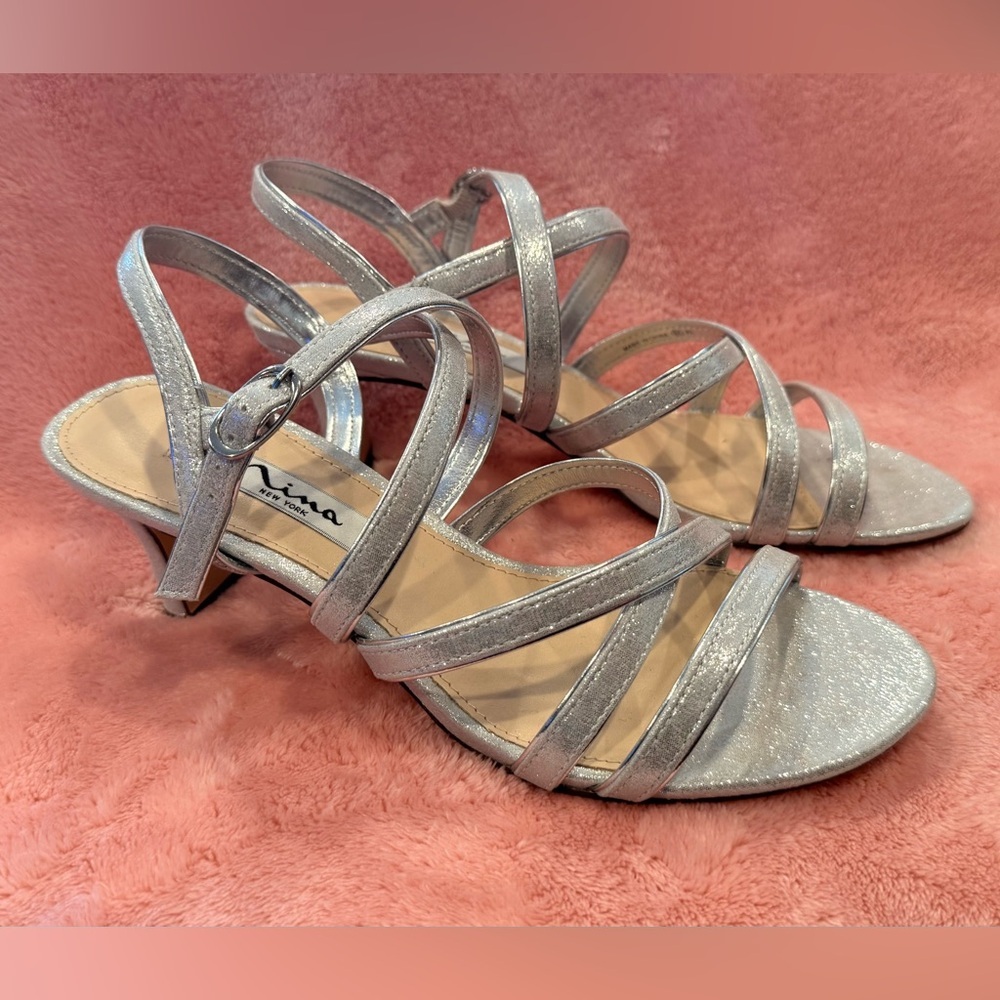 Nina Genaya Silver Strappy Heels Metallic Evening Sandals Size 7M